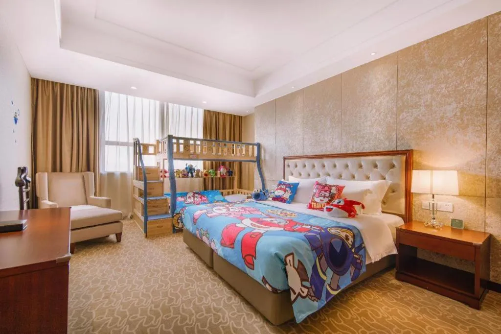 Bed in New Century Hotel Putuo Zhoushan