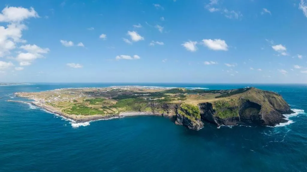 Seogwipo (Seongsan) Beach Hotel