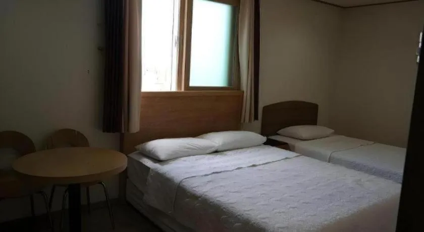 Bed in Seogwipo (Seongsan) Beach Hotel