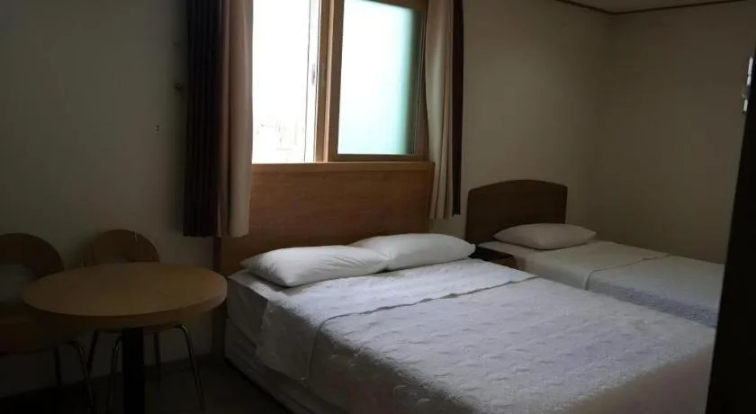 Bed in Seogwipo (Seongsan) Beach Hotel