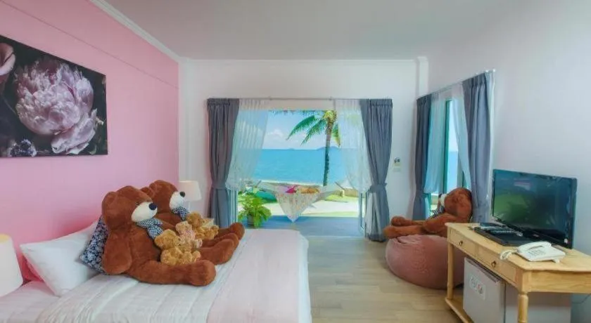 Bed in Sea Coco Resort