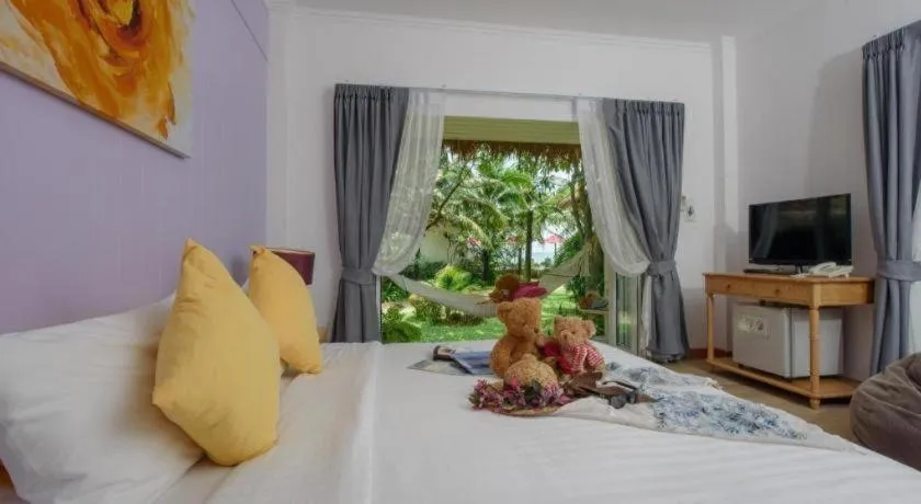 Bed in Sea Coco Resort