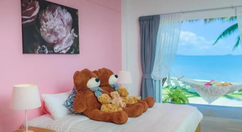 Bed in Sea Coco Resort