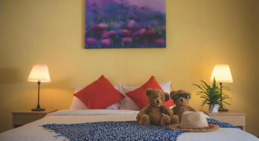 Bed in Sea Coco Resort