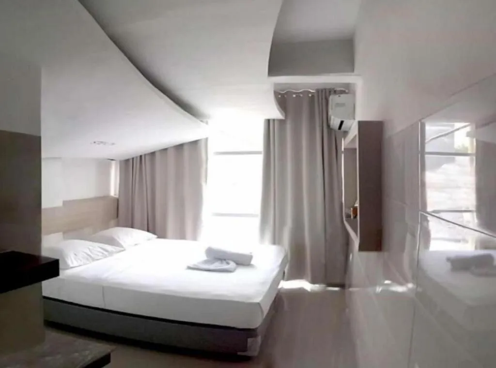 Bed in City Villa Jakarta