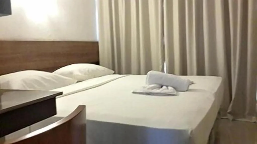 Bed in City Villa Jakarta