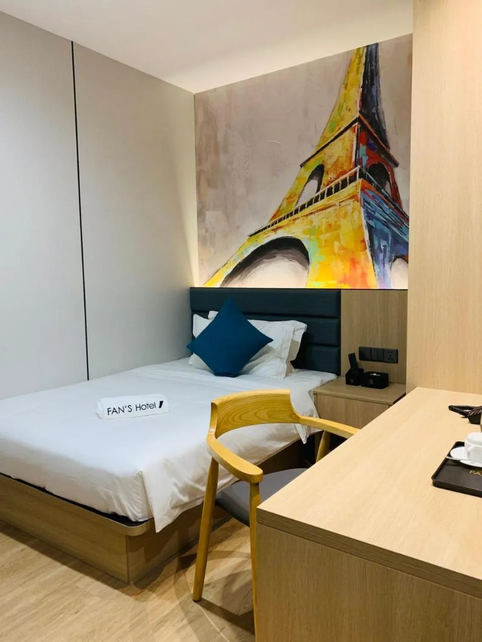 Bed in Fan's Hotel Palo