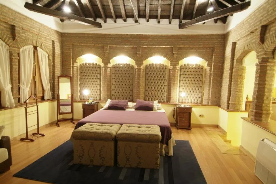 Bedroom, Bed in Hotel Palacio de Oñate