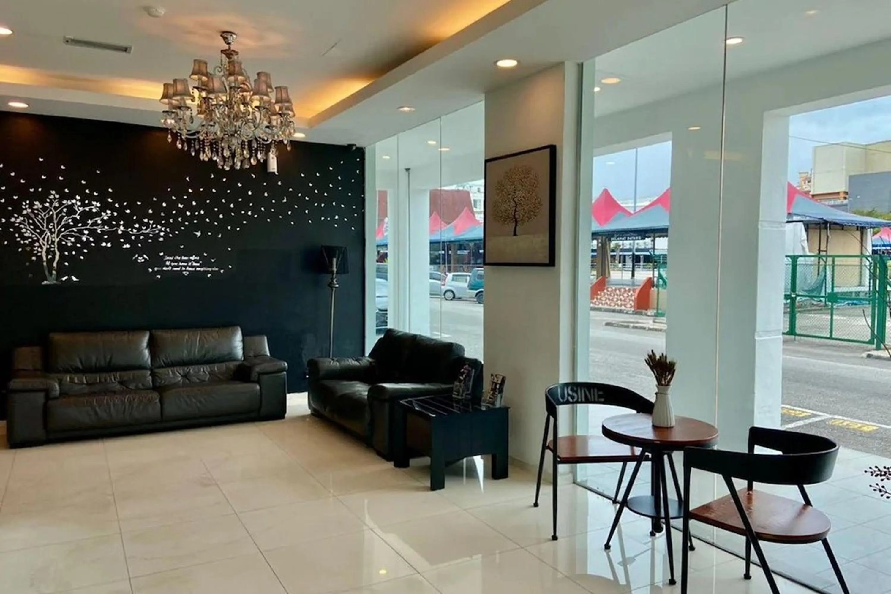 Seating area in Hotel Dlima Inn Plaza Mahkota Melaka