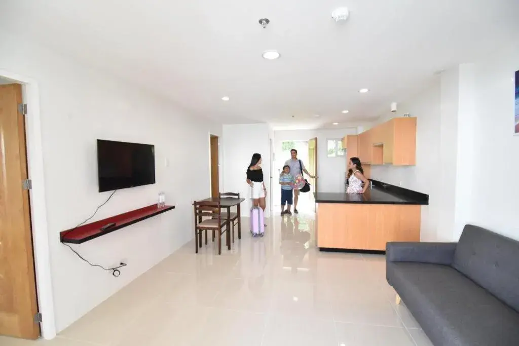 Holiday Oceanview Residences and Resort Holiday Oceanview Residences and Resort