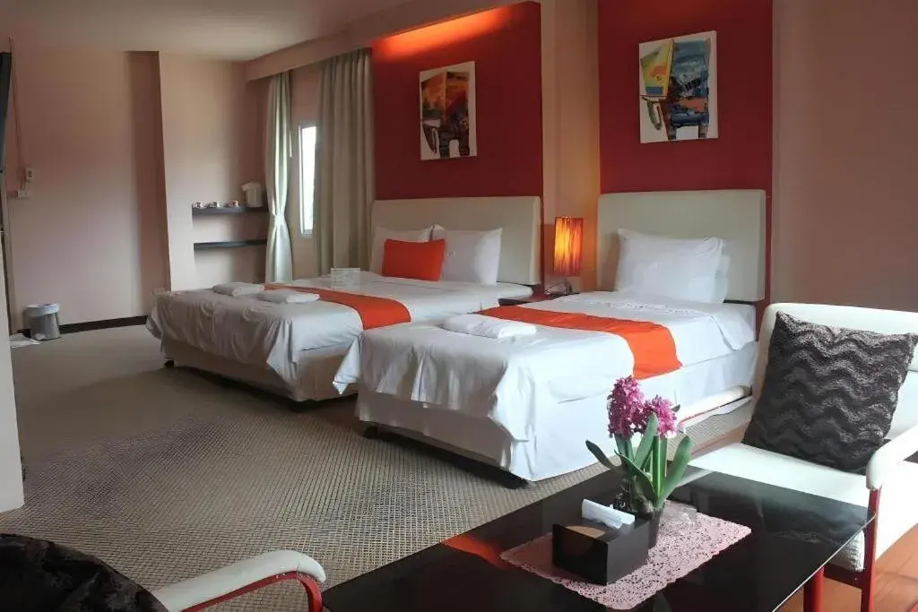 Bed in Cactus Resort & Hotel Bed in Cactus Resort & Hotel