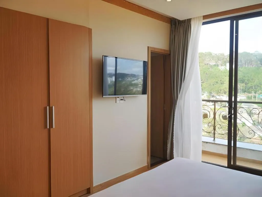 Bed in Gold View Boutique Hotel Đà Lạt