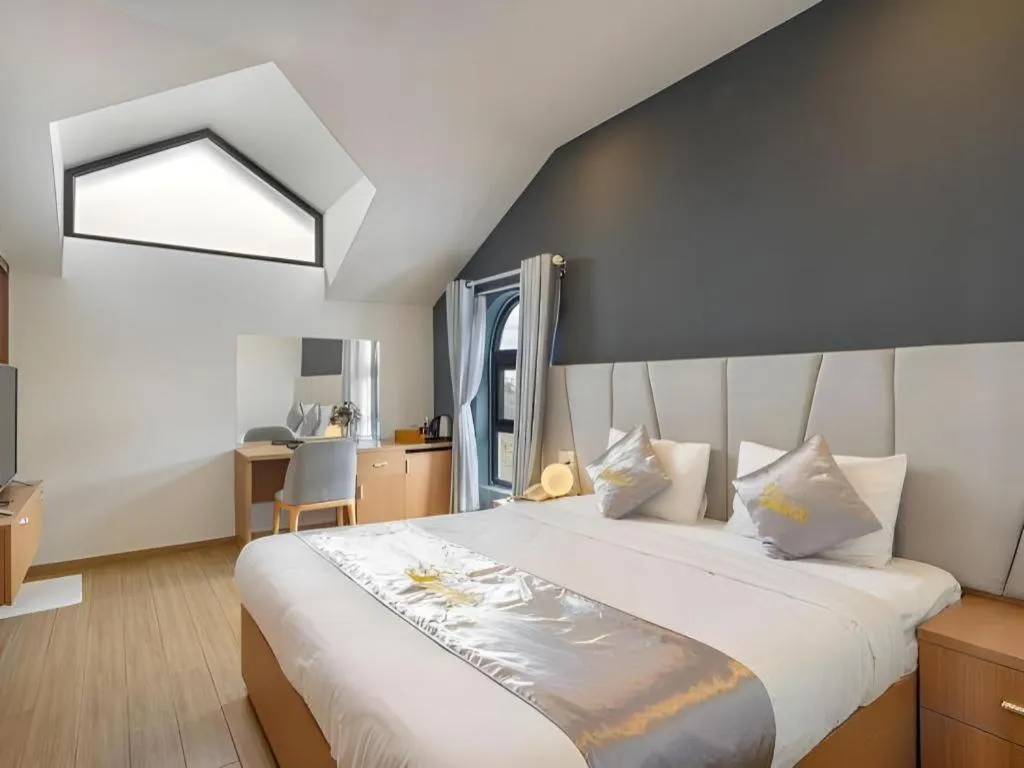 Bed in Gold View Boutique Hotel Đà Lạt