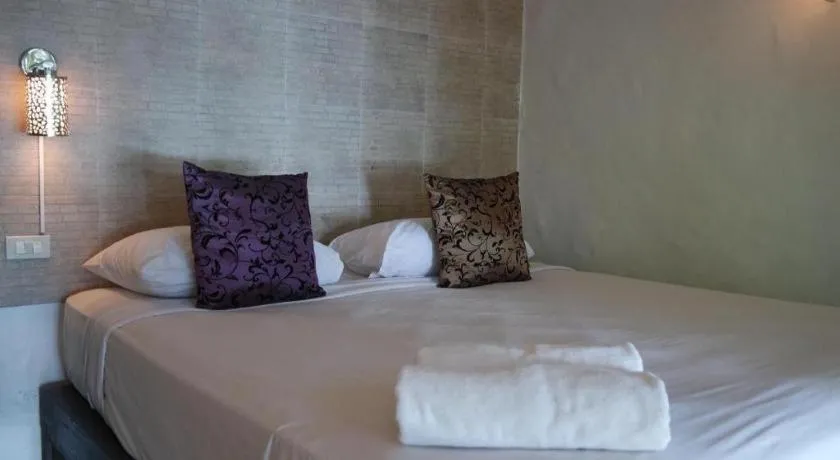 Bed in Tamarina Resort