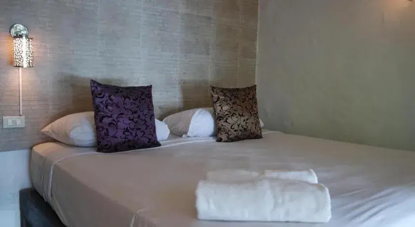 Bed in Tamarina Resort Bed in Tamarina Resort