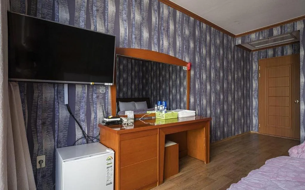 Bed in Gangneung Gyeongpodae Gangneung Motel