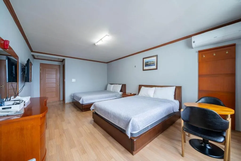 Bed in Gangneung Gyeongpodae Gangneung Motel