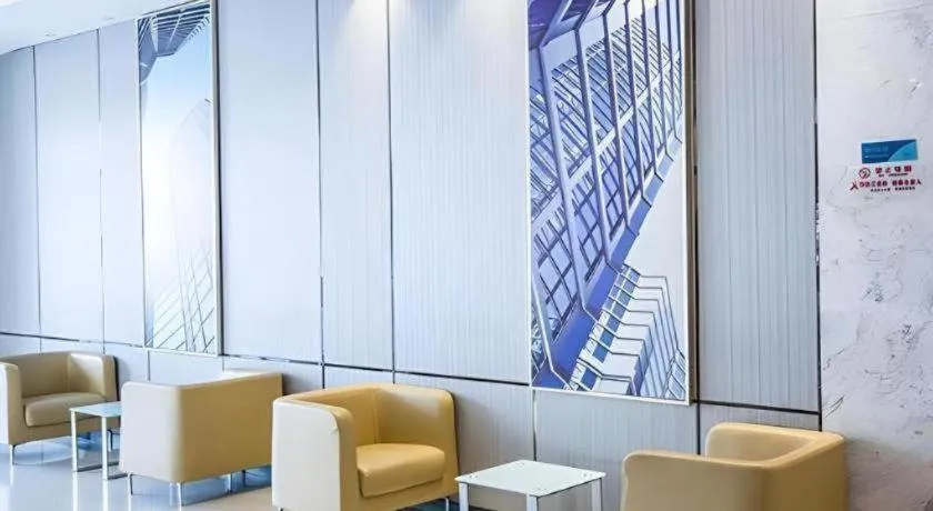 City Comfort Inn Beihai RT-Mart High Speed Railway Station