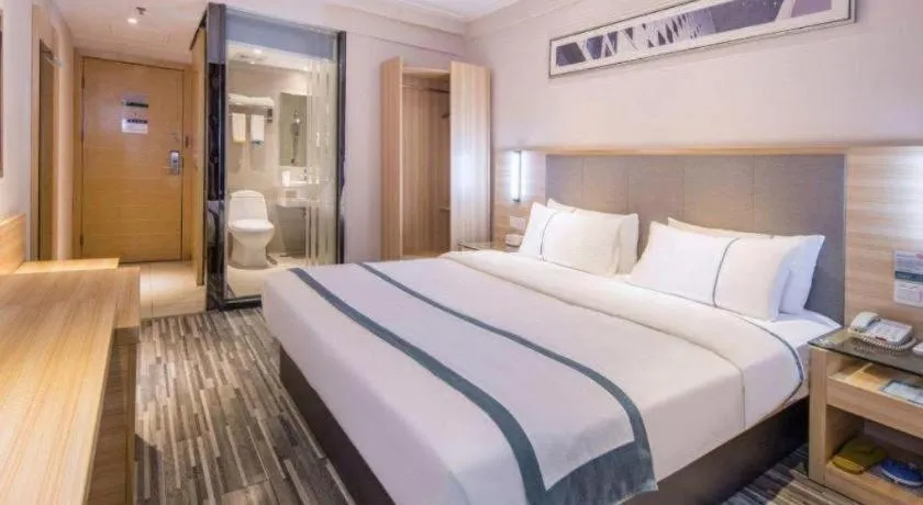 Bed in City Comfort Inn Beihai RT-Mart High Speed Railway Station