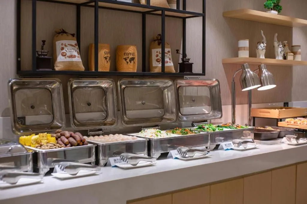 City Comfort Inn Beihai RT-Mart High Speed Railway Station