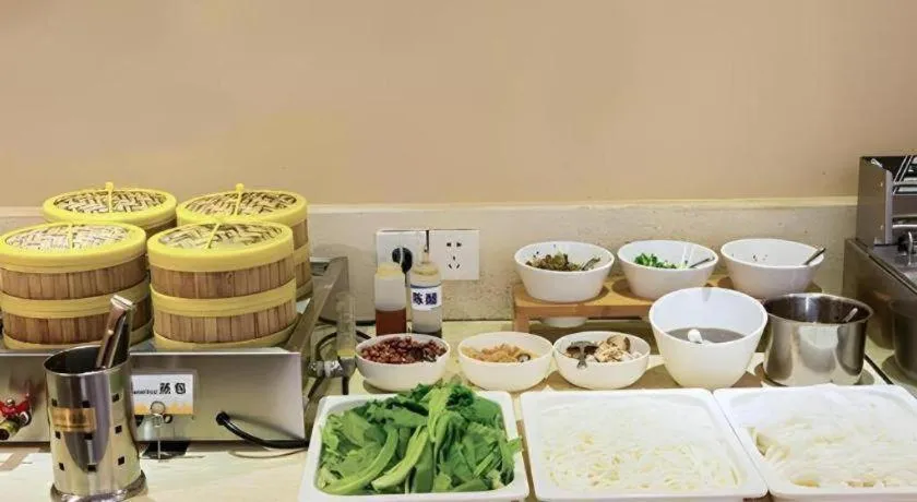 City Comfort Inn Beihai RT-Mart High Speed Railway Station