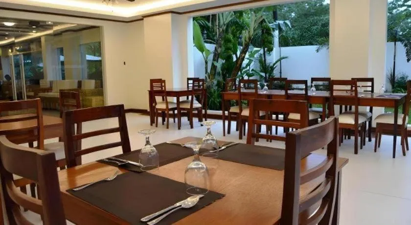 Ipil Suites Puerto Princesa