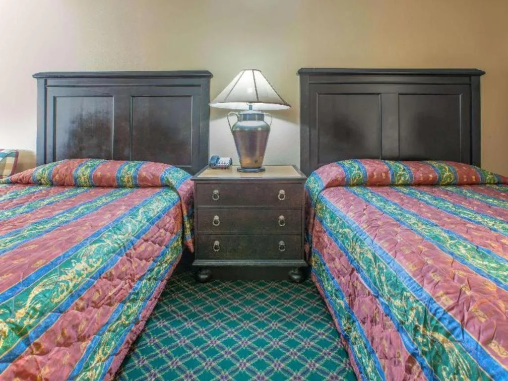 Bed in Knights Inn - Forest Hill, TX