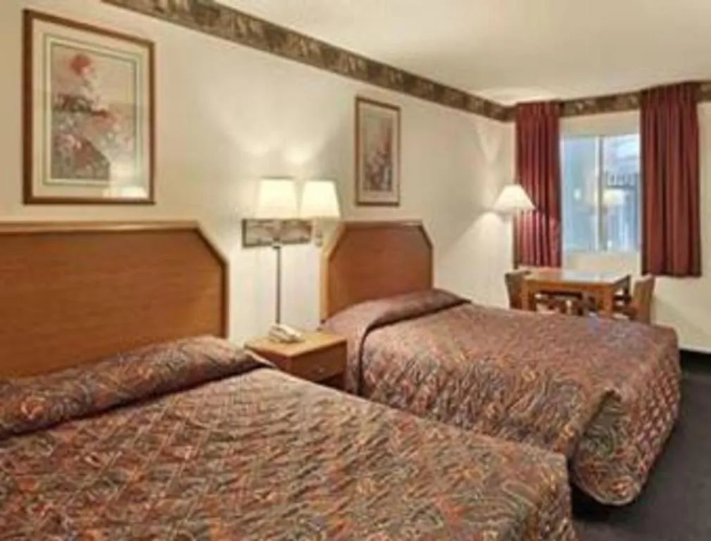 Bed in Knights Inn - Forest Hill, TX