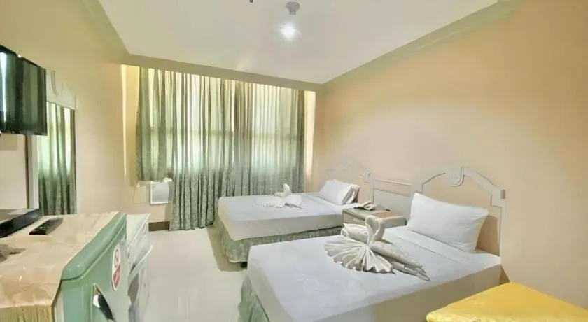 Bed in Cebu Northwinds Hotel