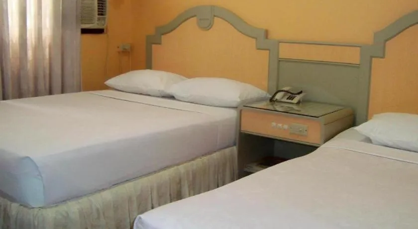 Bed in Cebu Northwinds Hotel