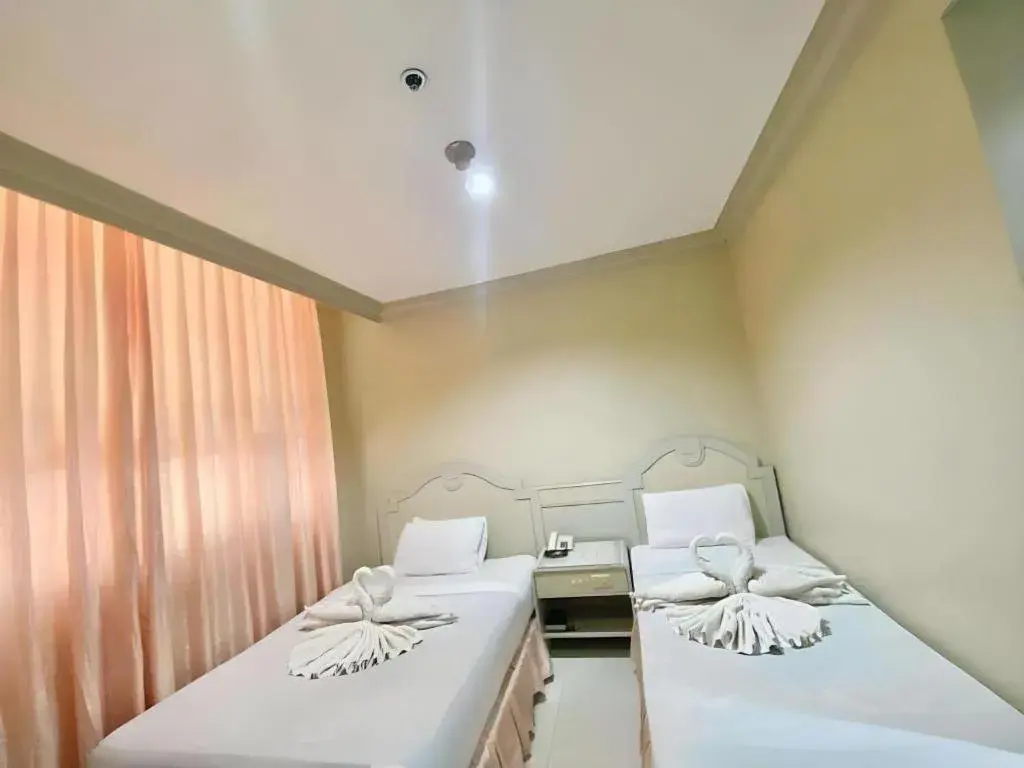 Bed in Cebu Northwinds Hotel Bed in Cebu Northwinds Hotel