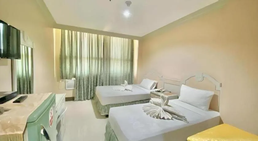 Bed in Cebu Northwinds Hotel