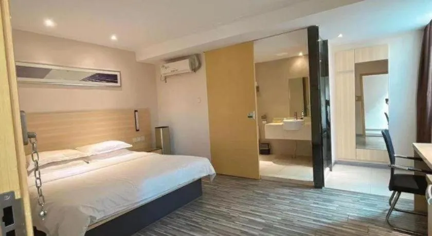 Bed in City Comfort Inn Foshan Shunde Leliu