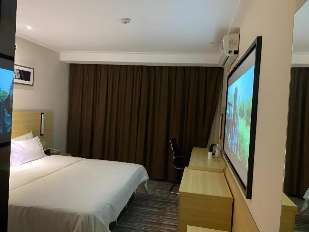 Bed in City Comfort Inn Foshan Shunde Leliu