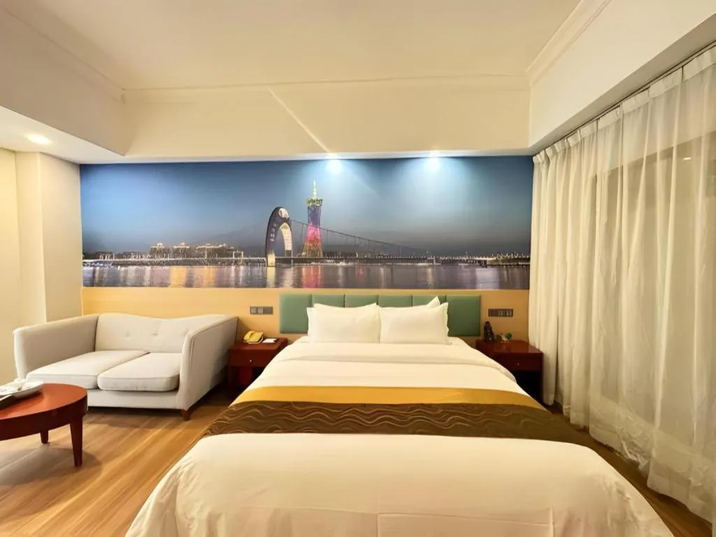 Bed in Shenzhen Bao Yue Hotel