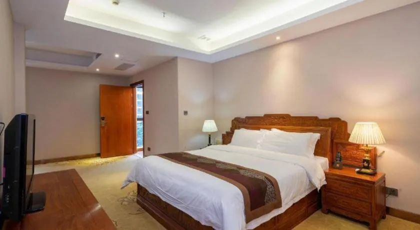 Bed in Shenzhen Bao Yue Hotel