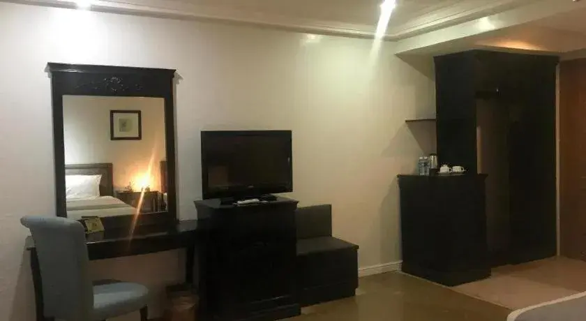 Queen Margarette Hotel Queen Margarette Hotel