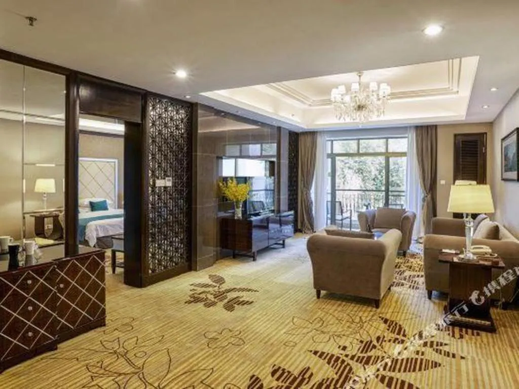 Country Garden Phoenix Hotel Yunfu