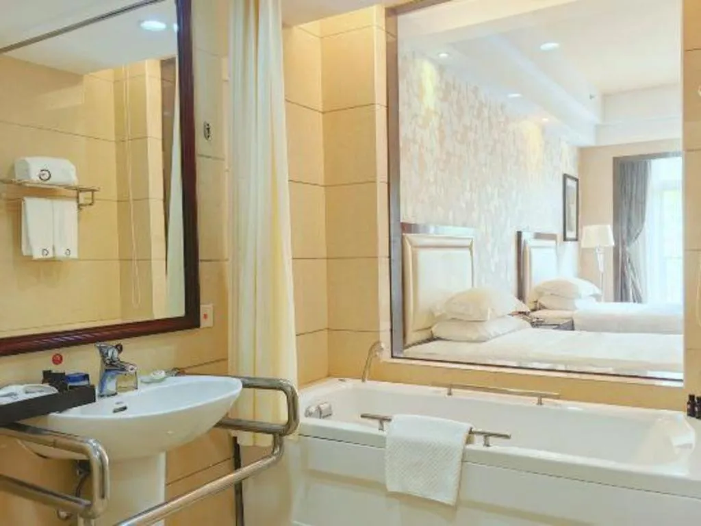 Bed in Country Garden Phoenix Hotel Yunfu