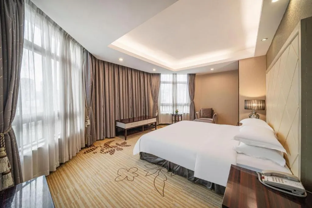 Bed in Country Garden Phoenix Hotel Yunfu