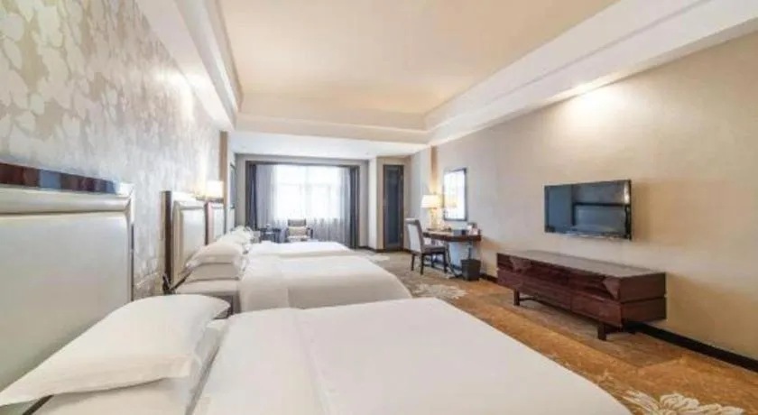 Bed in Country Garden Phoenix Hotel Yunfu