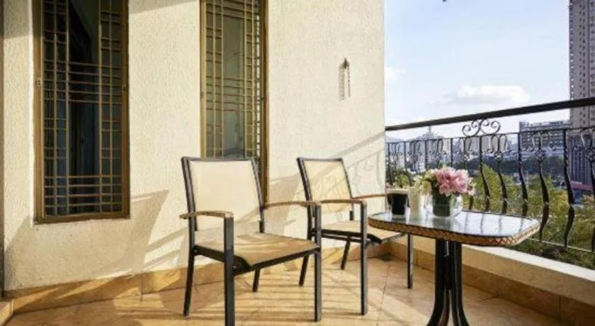 Country Garden Phoenix Hotel Yunfu