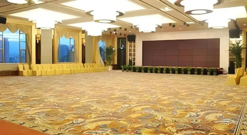 Country Garden Phoenix Hotel Yunfu