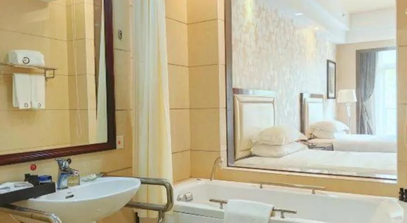 Bed in Country Garden Phoenix Hotel Yunfu