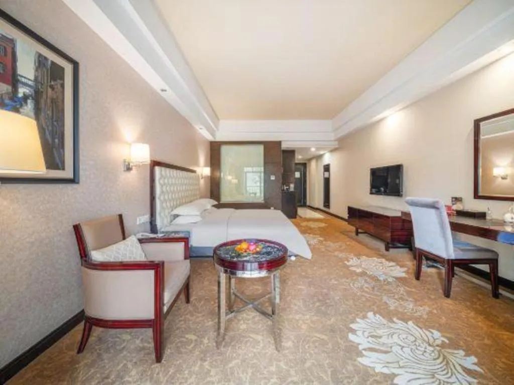 Country Garden Phoenix Hotel Yunfu