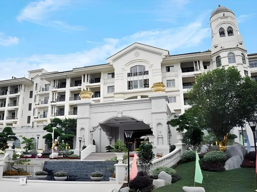 Country Garden Phoenix Hotel Yunfu