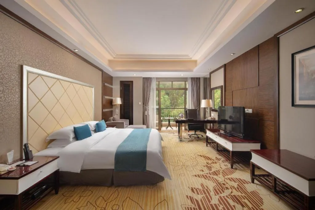 Bed in Country Garden Phoenix Hotel Yunfu