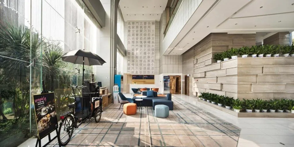 Holiday Inn Express Shenzhen North Station By IHG