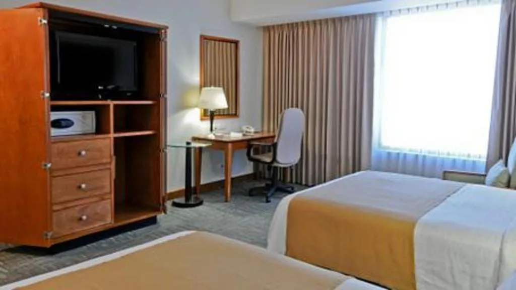 Bed in Holiday Inn Irapuato By IHG
