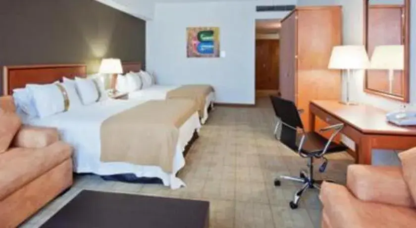 Bed in Holiday Inn Irapuato By IHG Bed in Holiday Inn Irapuato By IHG